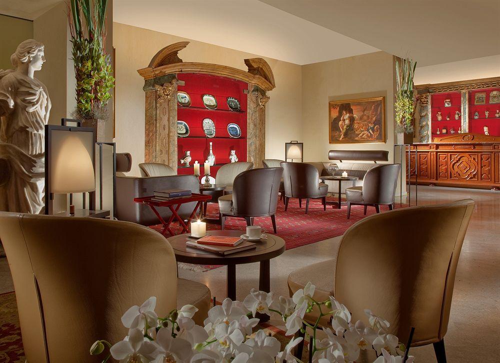 Bio Hotel Raphael - Relais & Chateaux Рим Екстер'єр фото