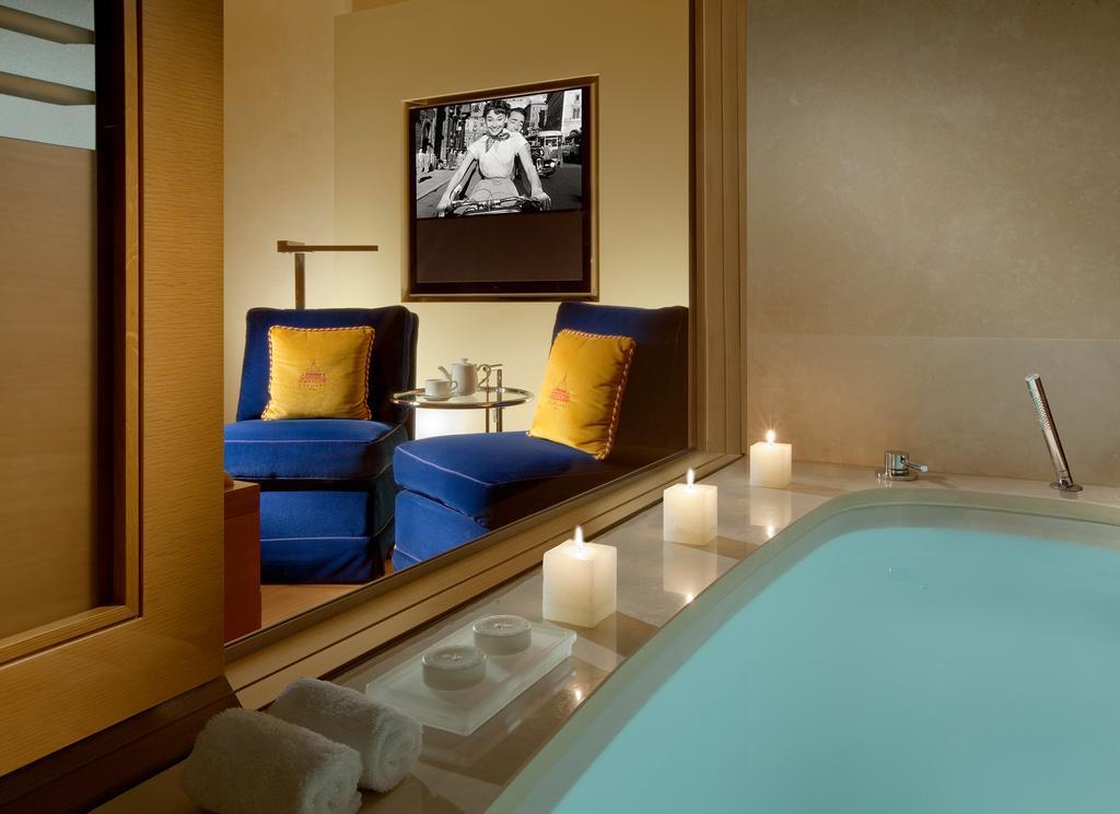 Bio Hotel Raphael - Relais & Chateaux Рим Екстер'єр фото